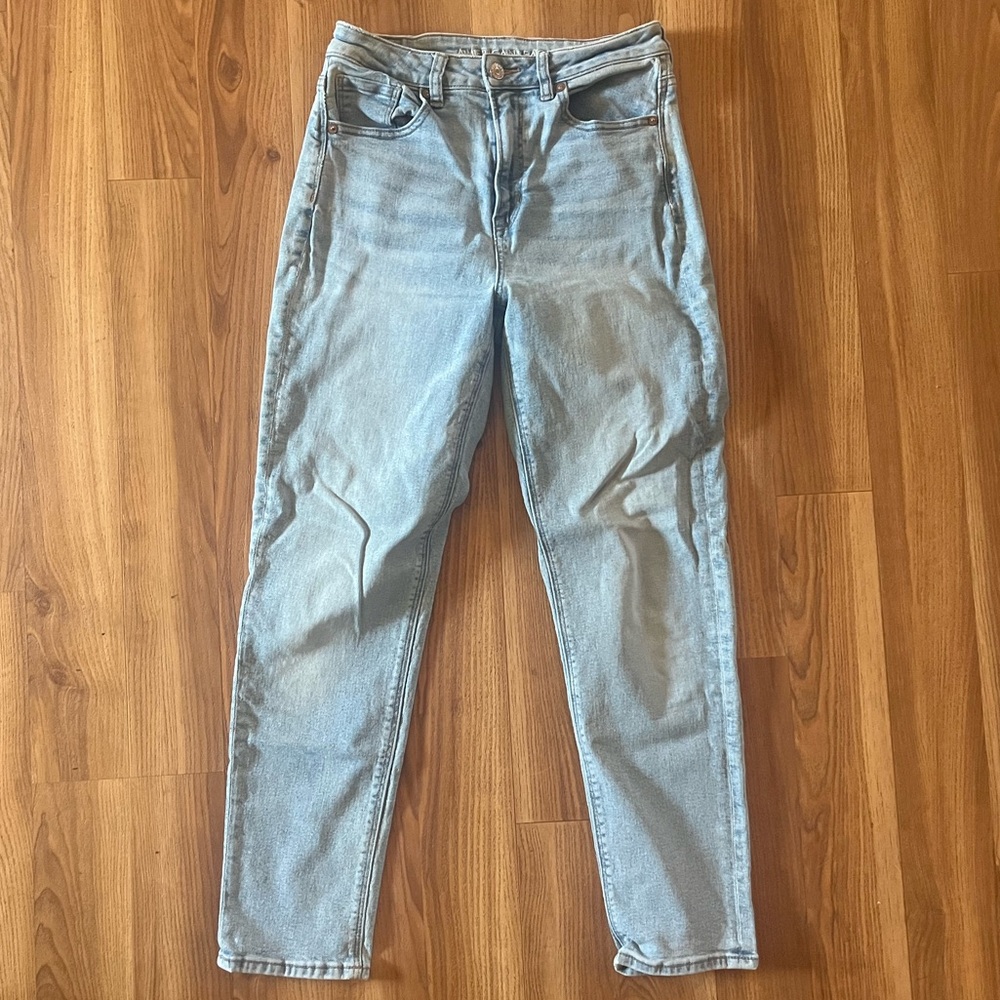 American eagle mom Jean